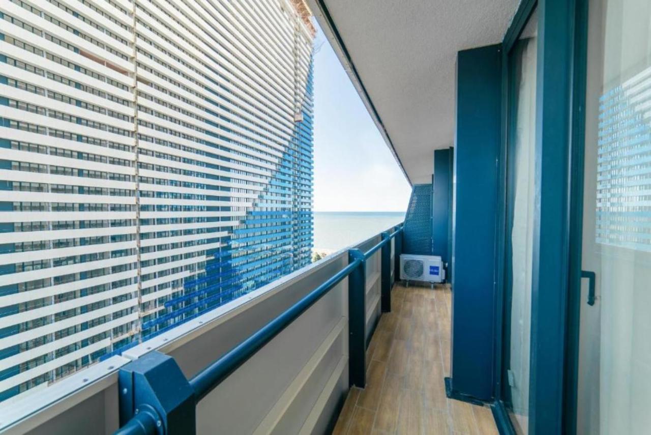 Black Sea Aparthotel Orbi City Batumi Exterior foto