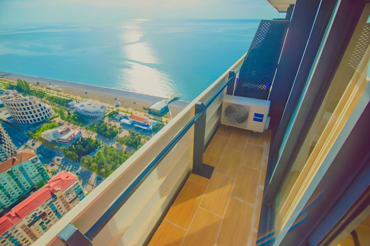 Black Sea Aparthotel Orbi City Batumi Exterior foto